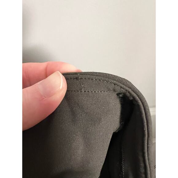 Olive Green Lululemon Leggings - Size 4 - Picture 9 of 10